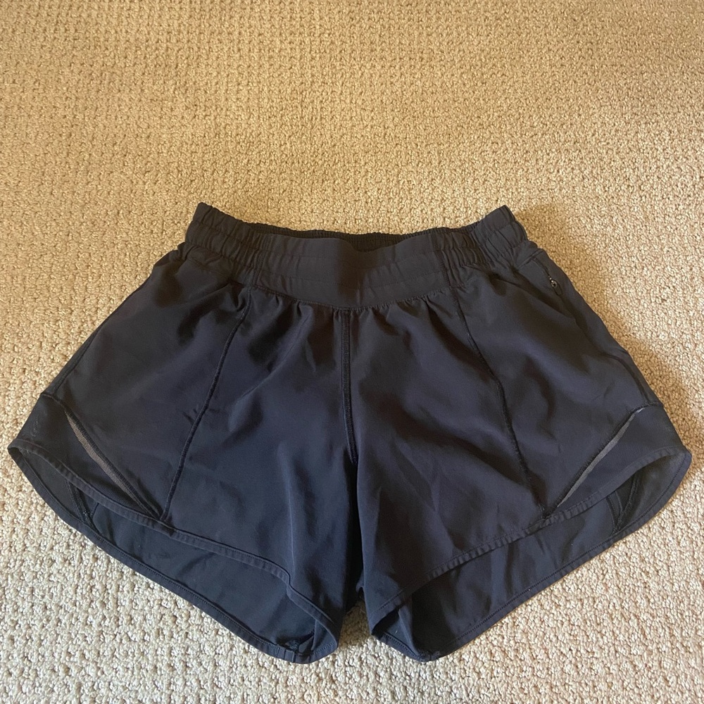 NWOT Black Lululemon Hotty Hot Shorts